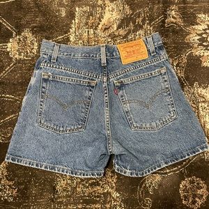 🔥Vintage Levi Shorts🔥